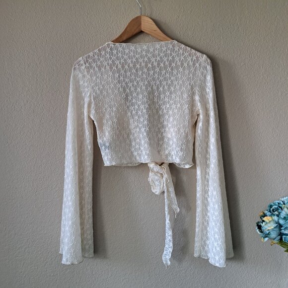 Cider Cream Lace Romantic Cropped Wrap Blouse w/Bell Sleeves Size XS - Picture 3 of 12